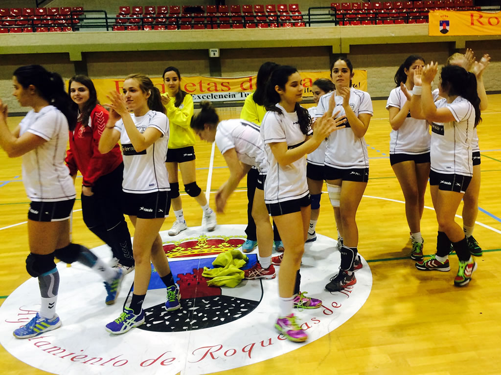 celebracion-juvenil-de-blanco