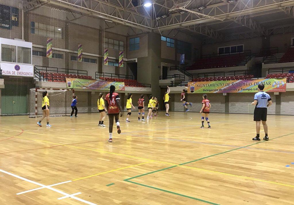 Encuentro infantil femenino BM. Roquetas B - BM. Roquetas A